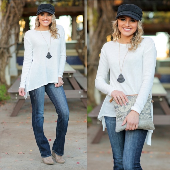 LAST ONE! White Thermal Knit Long Sleeve Tunic - Picture 4 of 4